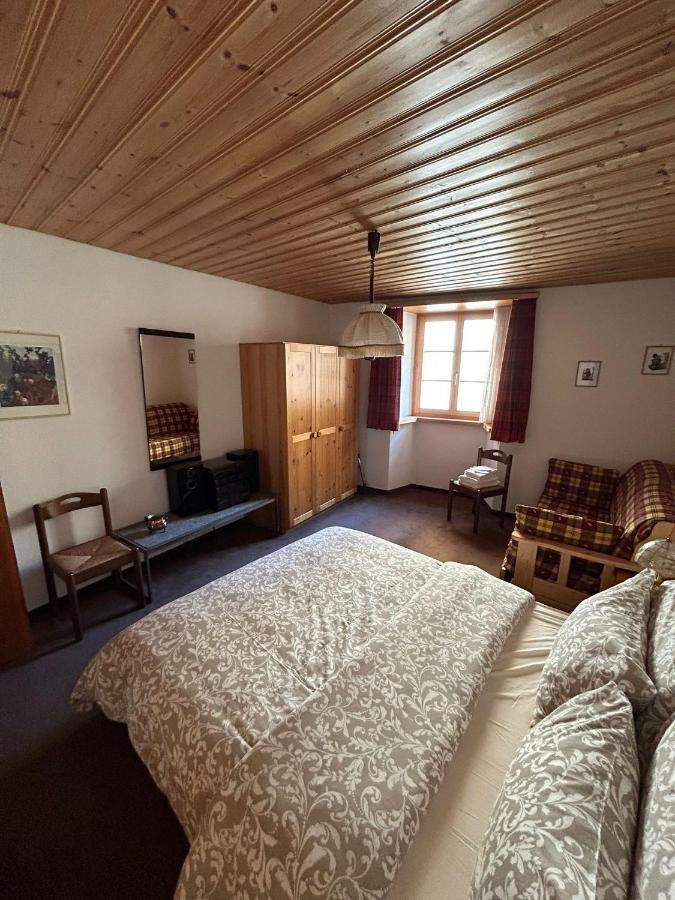 Casa Lalla Affittasi Nel Centro Di Поскьяво Экстерьер фото
